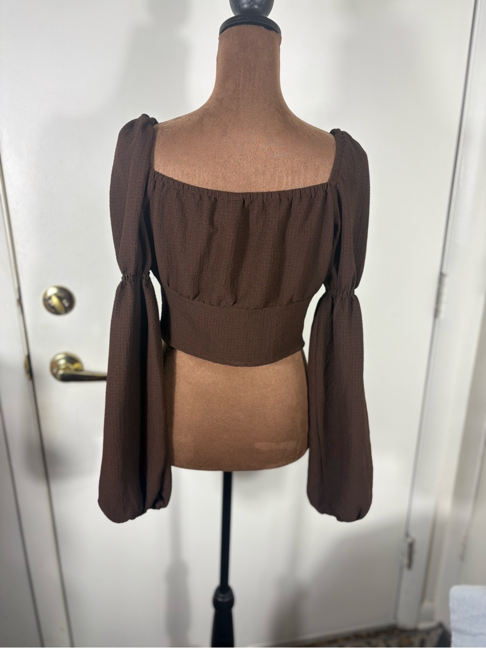 H&M Divided Women Sz S Brown Puff-Sleeve Sweetheart Crop Top with Front Tie - Picture 3 of 9